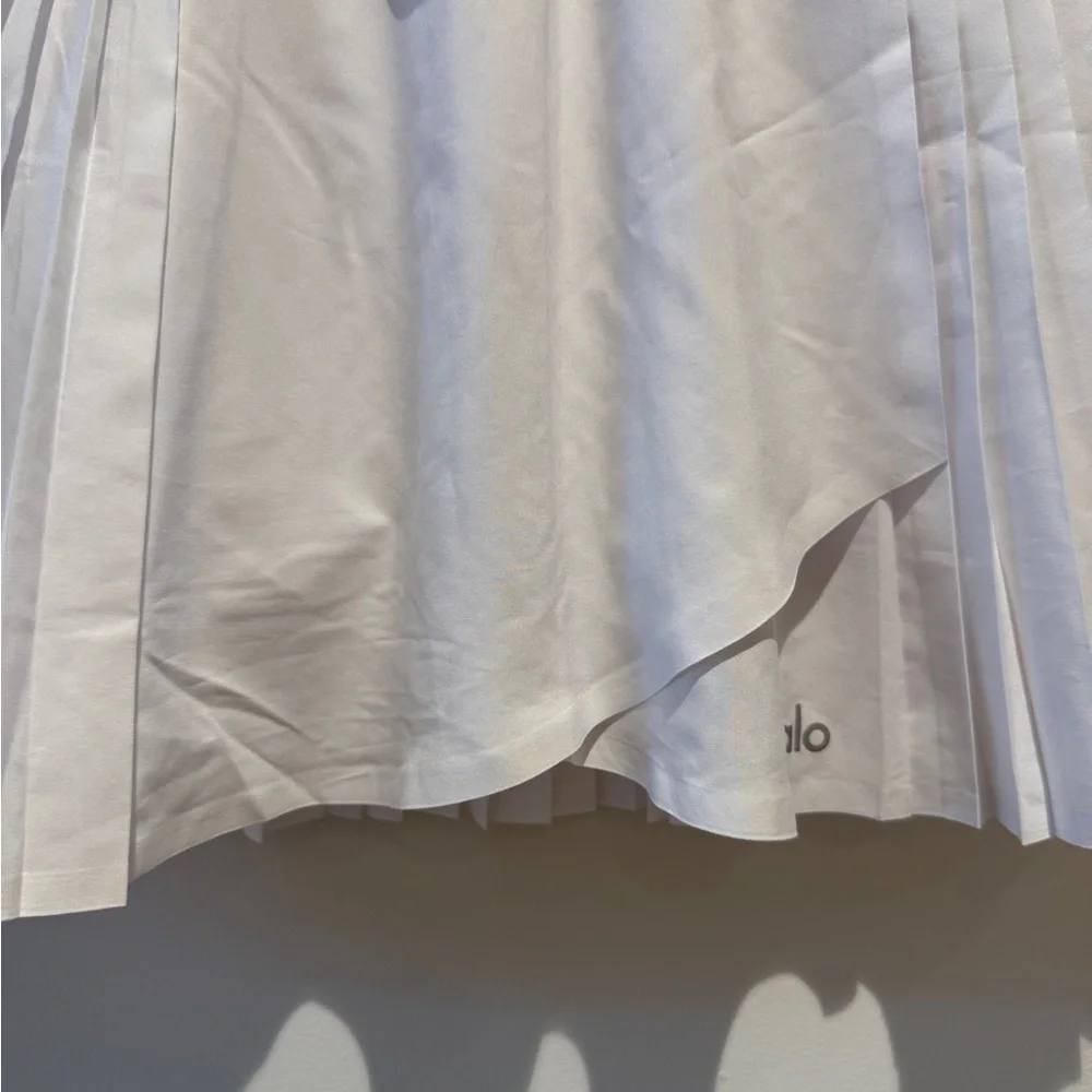 alo Aces White Tennis Skirt size X-Small
